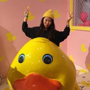 Meet your Posher, Catherine